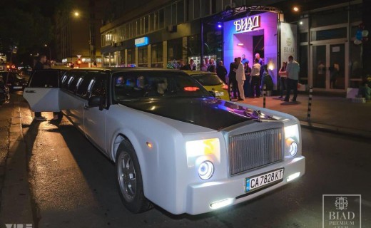 Rolls Royce Phantom 9м ( 8-10 пасажера)
